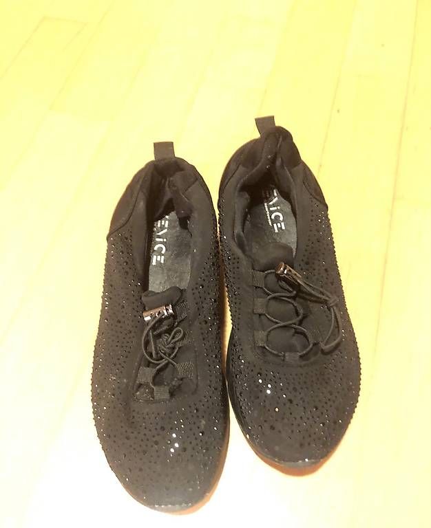 Scarpe da donna: Damenschuhe Grösse 36 – Usato da Glattbrugg venduto da amzh
