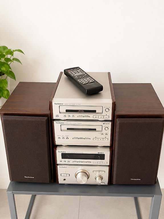 Systèmes audio & multimédias: Impianto stereo Technics compatto completo con telecomando – D'occasion à Minusio par son_mrf5 1