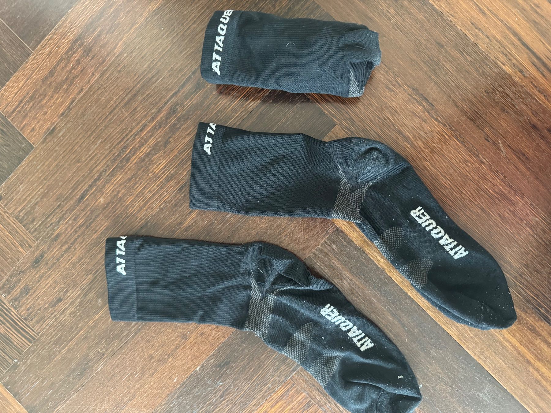 Socken: Attaquer Velosocken, Schwarz, ca. Gr 43-46 – Gebraucht aus Nidau von kingmigae