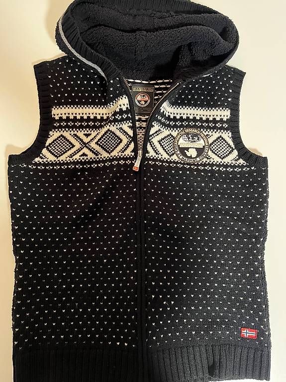 Napapijri Gilet & Giacche senza maniche: Napapijri Strickgilet / Weste – Usato da Beinwil am See venduto da joy_24