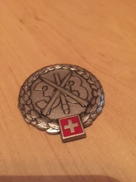 Schweizer Armee Placchette & Badge: INSIGNE ARMEE SUISSE 33 – Usato da Bernex venduto da eunicefitz