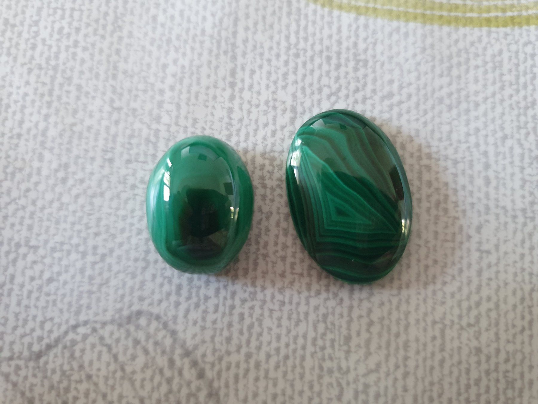 Pietre preziose: Grüne Steine zum Basteln oder für Schmuck – Usato da Winterthur venduto da Natascha_1994