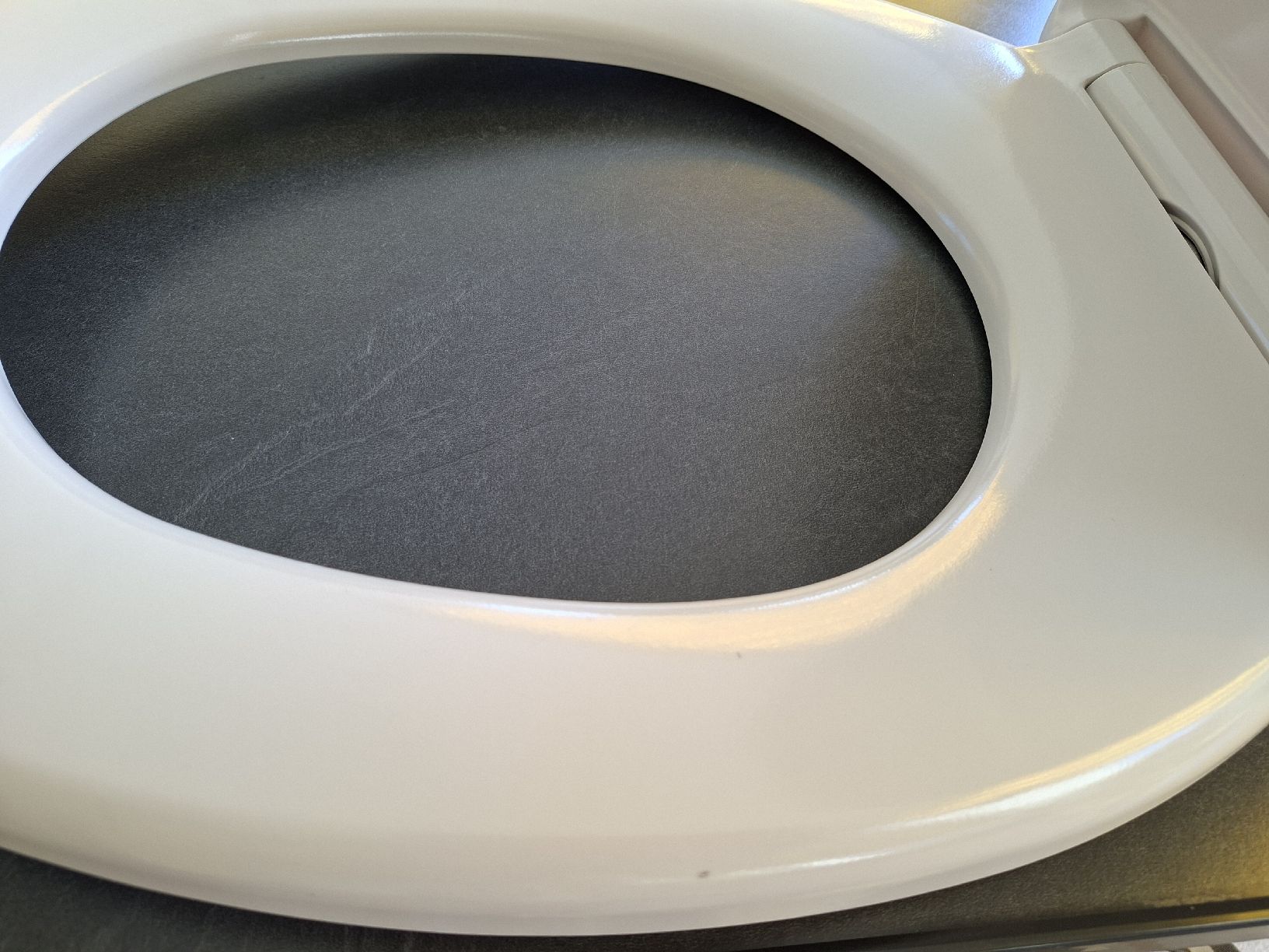WC: WC-Sitz Kleine Wolke – Nuovo e nell'imballaggio originale da Beromünster venduto da cla_9qkq 1