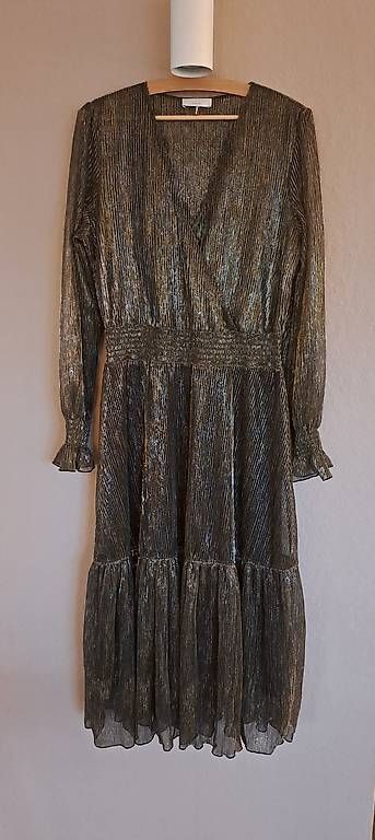Cinque Vestiti: CINQUE Midi Kleid, Gr. 38 – Nuovo (secondo la descrizione) da Zürich venduto da cla_pb5j