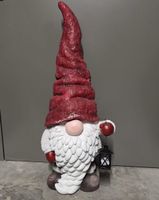 Gartenzwerg/ Wichtel mit Laterne, rot/weiss | 108cm