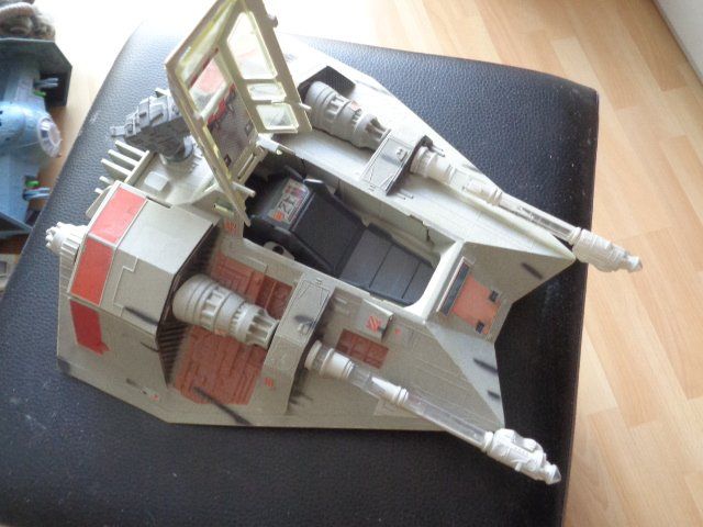 Hasbro Jouets: Star Wars Hasbro Snowspeeder – D'occasion à sargans par Angamar 1