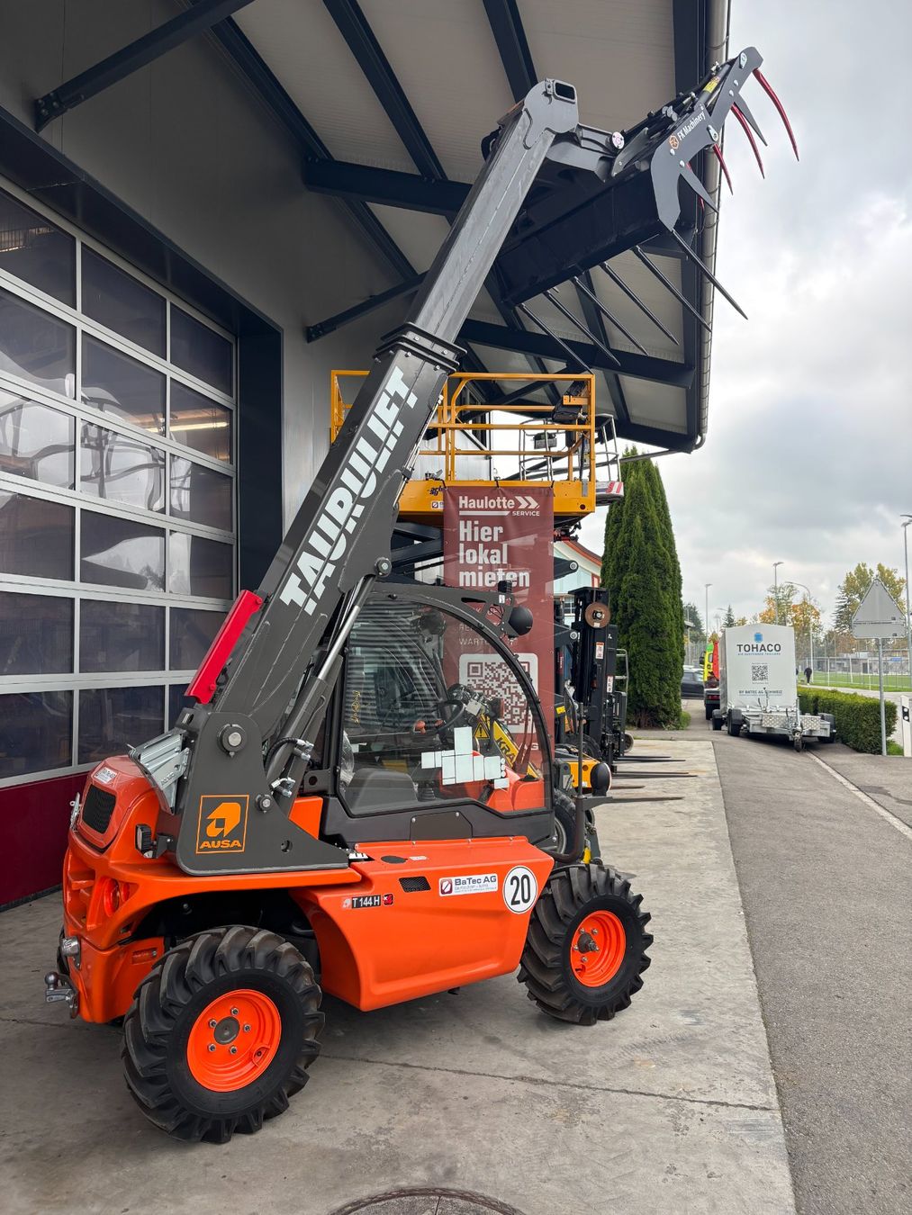 Diesel Carrelli elevatori e a forche: Teleskopstapler Ausa T144H, Telehandler, Stapler – Usato da Appenzell venduto da Baumonteur 3