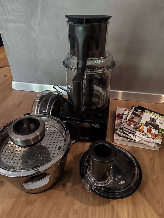 Magimix Küchengeräte: Magimix Cook Expert con accessori, centrifuga e libri – Gebraucht aus Vernate von Patrick47