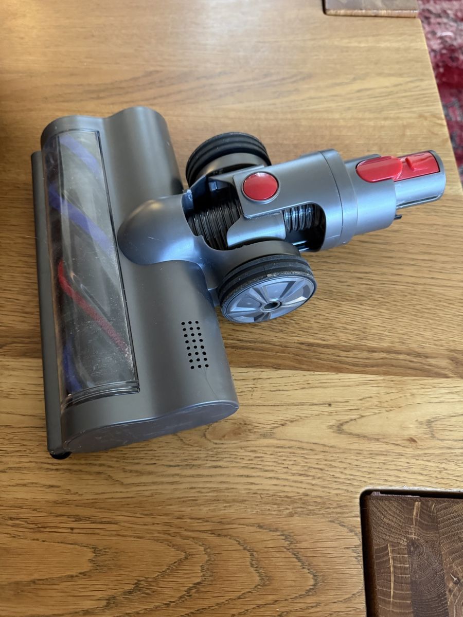 Aspirapolveri & Accessori: Dyson Staubsauger Bodendüse gebraucht – Usato da Heimiswil venduto da Mad2mad 1