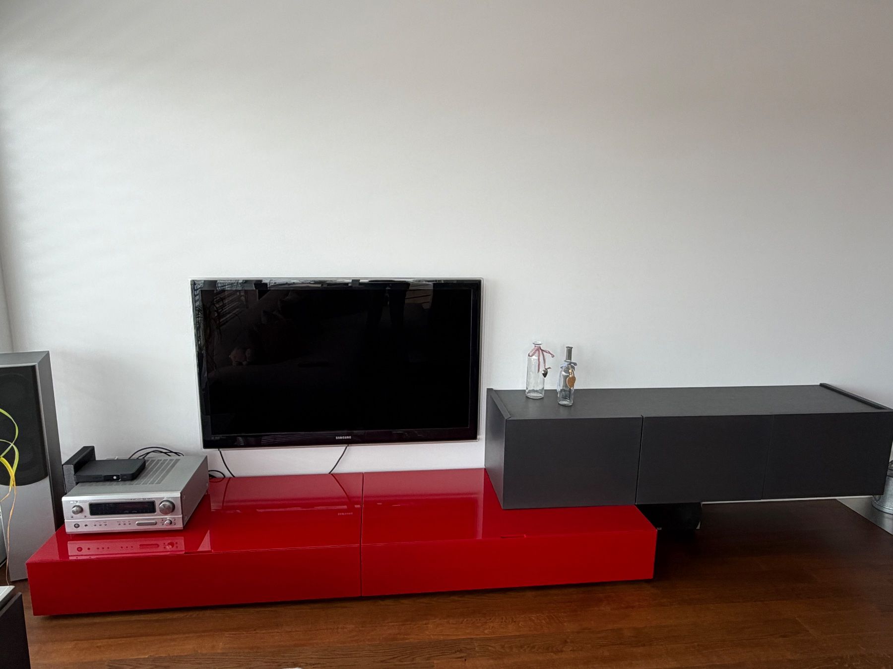 Mobili TV: Designer Lowboard dreiteilig – Usato da Bassersdorf venduto da Gaby1968