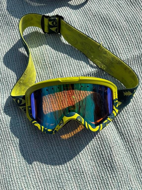 Occhiali & Lenti: Kinder Skibrille  – Usato da Zürich venduto da EllaLacroix