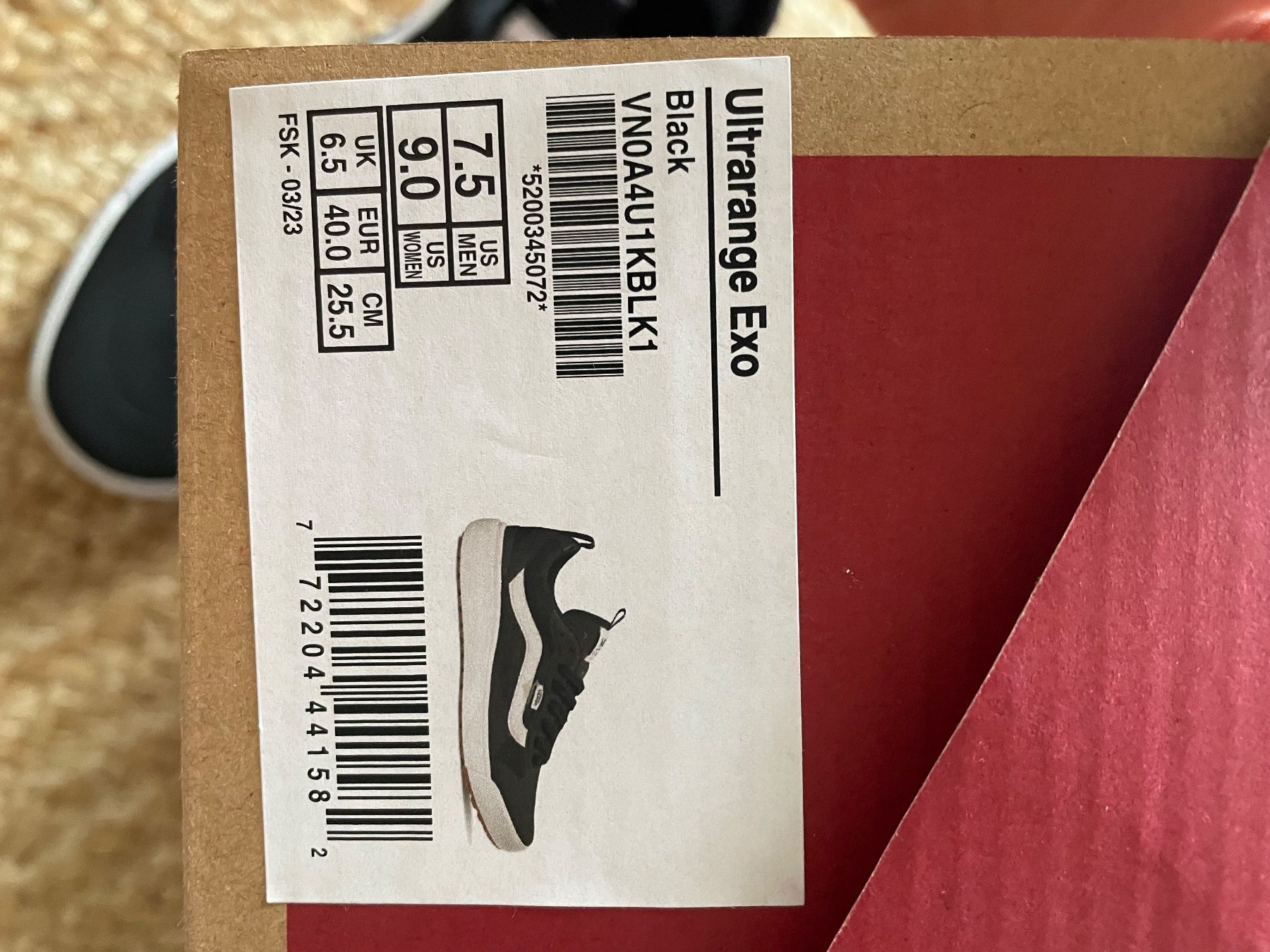 Vans Herrenschuhe: Vans Ultrarange Exo Sneaker 40 – Neu und originalverpackt aus Schliern b. Köniz von  2