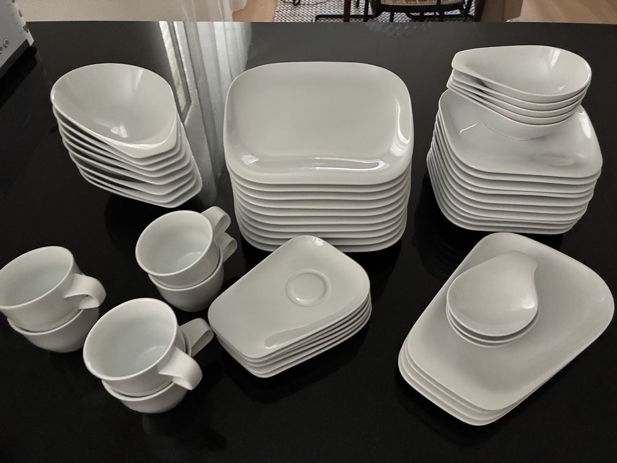 Kahla Set di piatti: Kahla Geschirrset weiss – Usato da Uitikon Waldegg venduto da sarab6928