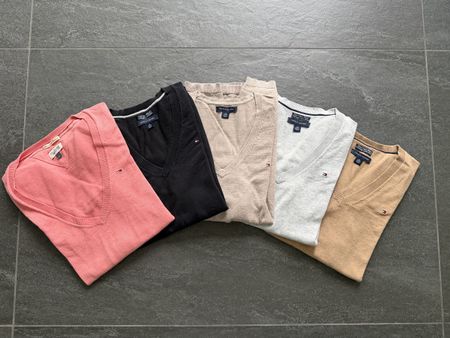 5 Tommy Hilfiger Pullover V-Ausschnitt Grösse XS Set