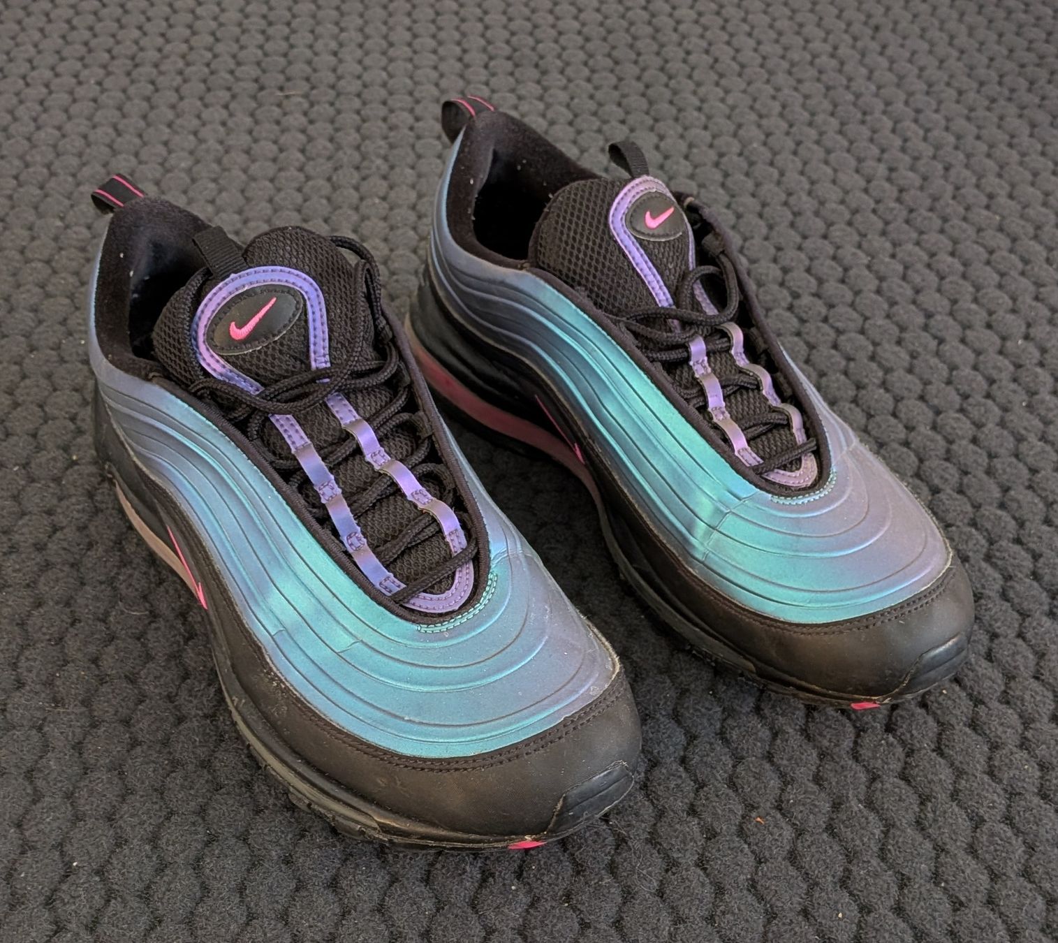 Nike Scarpe da uomo: Nike Air Max 97 Throwback Future – Usato da Zürich venduto da vukzh