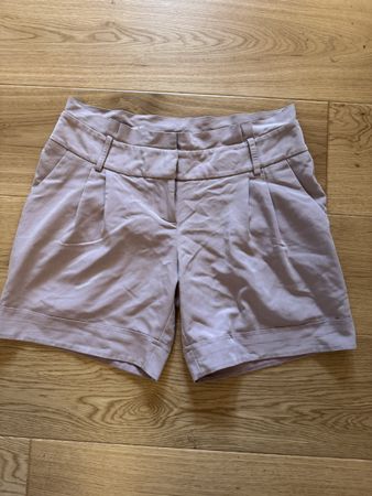 Shorts Dust Pink color