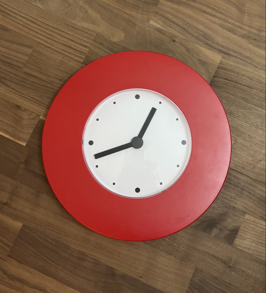 Ikea Lampen: Vintage Ikea Wanduhr Rot – Gebraucht aus Chur von arxi 1