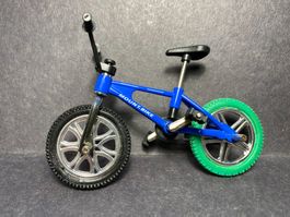 BMX Velo Fahrrad Modell Pedalantrieb funktioniert Metallguss