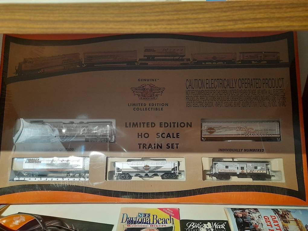 Bücher: Harley Davidson eisenbahnen – Gebraucht aus Rickenbach LU von sch_9n6h 2