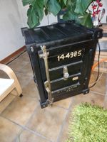 Meuble de rangement style conteneur noir bon état