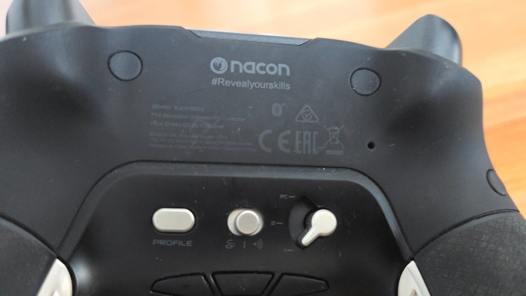 Controller: Nacon Revolution Unlimited Pro Controller PS4 / PC – Usato da Wallisellen venduto da theblacksheep 4