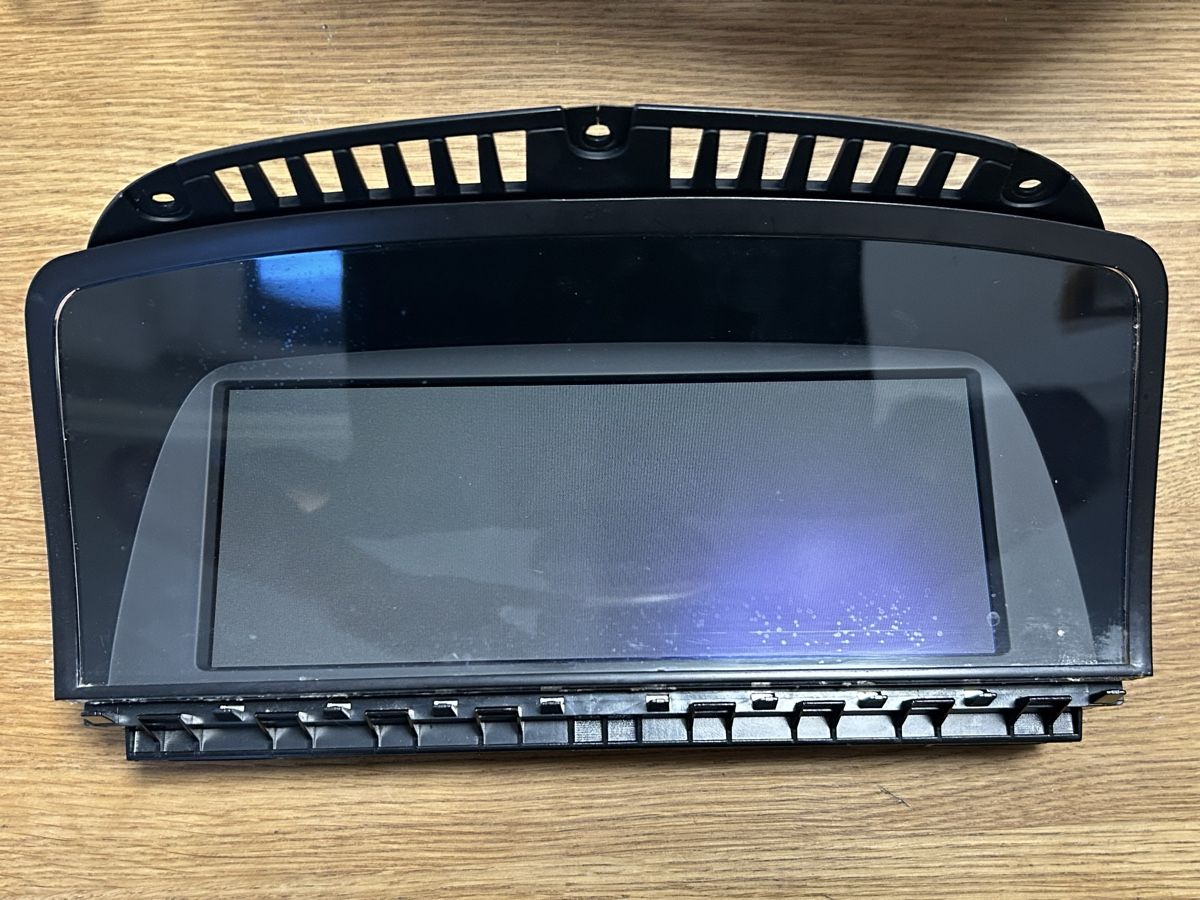 BMW Tutti pezzi di ricambio auto: BMW E39 E53 X5 Bordmonitor Navi Bildschirm 65448 – Usato da möhlin venduto da Caja1