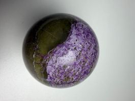 Kugel Stichtit mit Serpentin Atalantisit 40mm 78g Edelstein