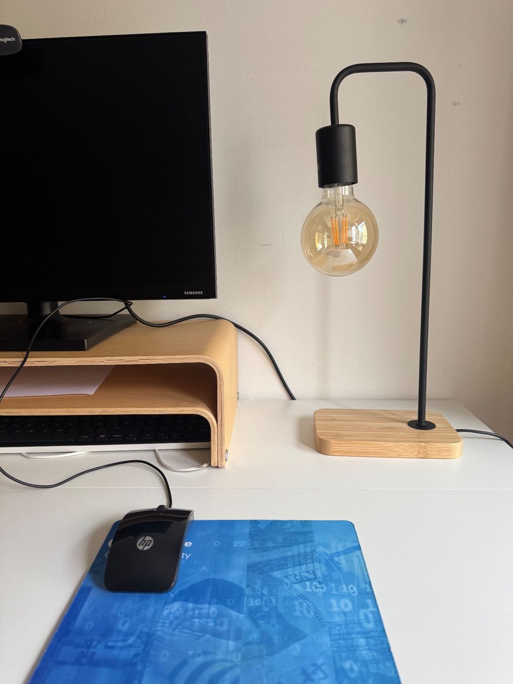 Lampen: Table lamp, black/bamboo – Gebraucht aus Zürich von let_l7hl