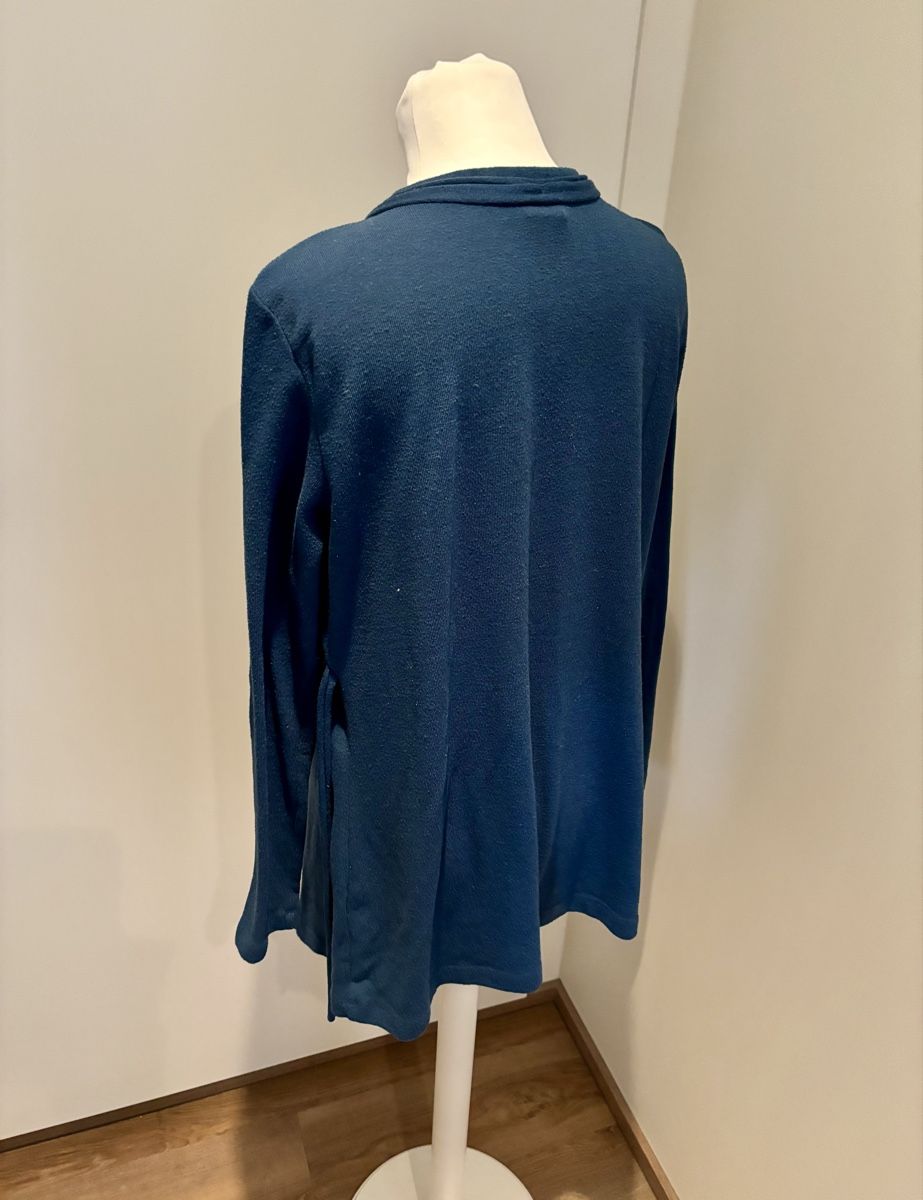 Pullover & Sweatshirts: Damen Pullover!!! – Gebraucht aus Einsiedeln von sum_xm7z 1