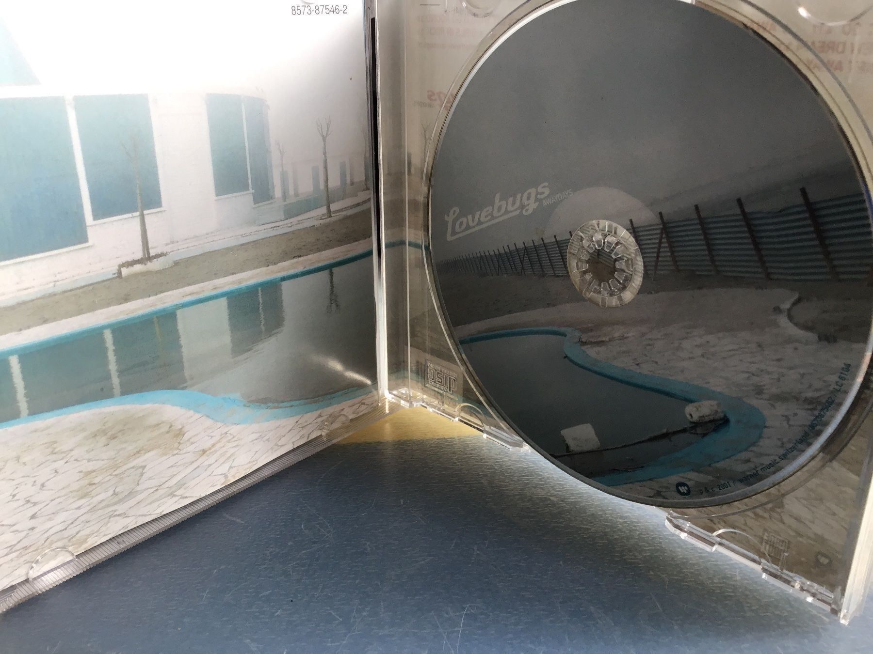 CD: lovebugs.  * – Usato da Thierachern venduto da sweden08 2