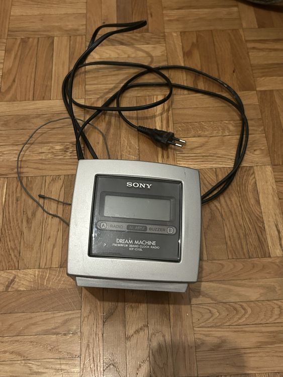 Radio réveil Sony Dream Machine ICFC113L FM MW LW argent Kaufen auf