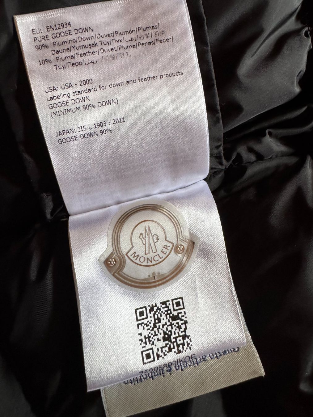Giacche: Moncler Giubbotto 8 – Usato da Luzern venduto da Antiquesonline 5