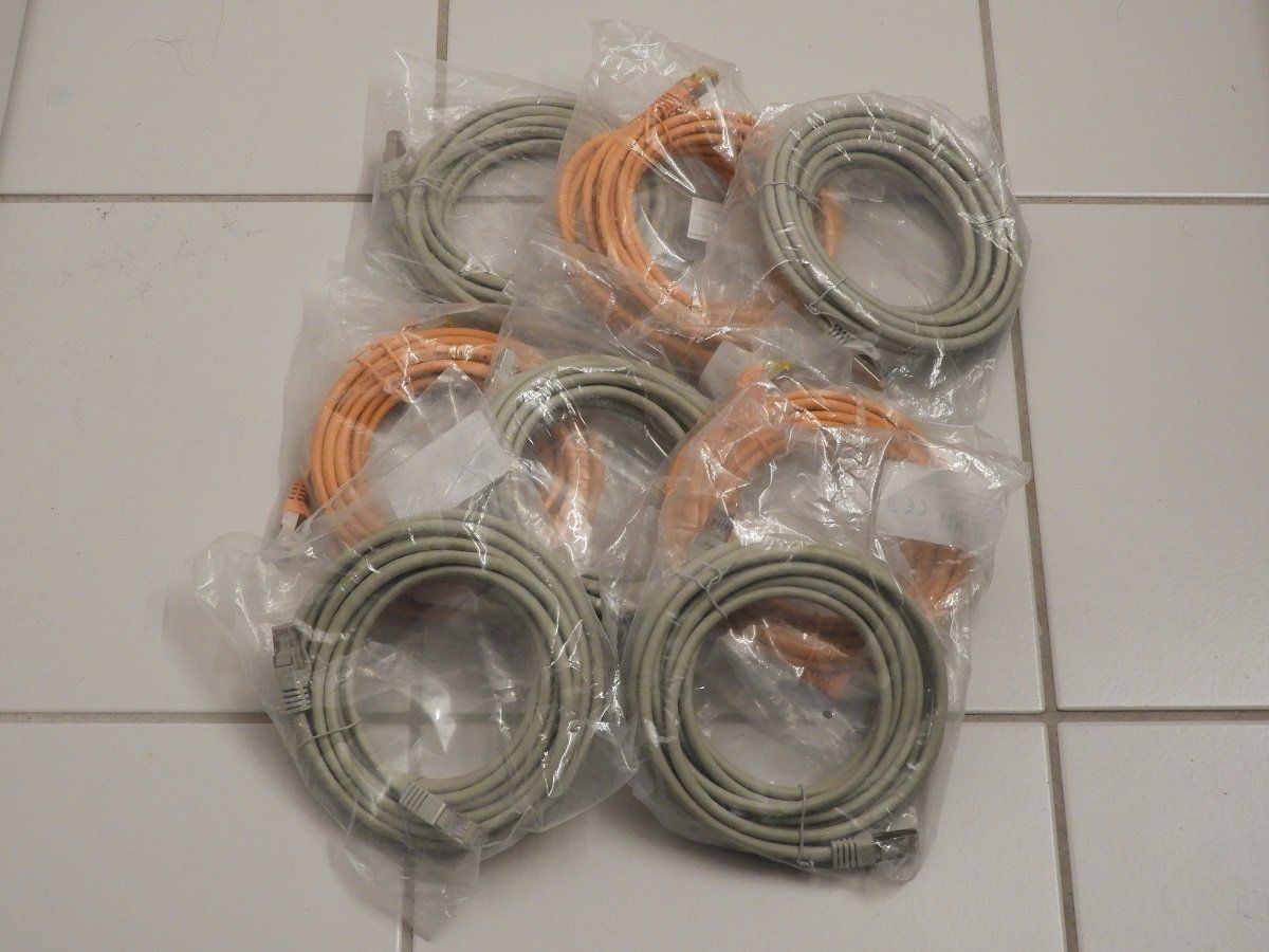 Cavi: 8 Netzwerk-Kabel, Patchkabel CAT 7. Je 5m lang – Nuovo e nell'imballaggio originale da Winterthur venduto da Spur1