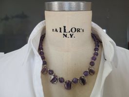 Raffinierte Amethyst Kette m.mundgeblasenen Glas Elementen