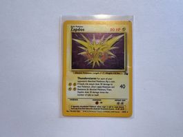 Zapdos holo Fossil EN