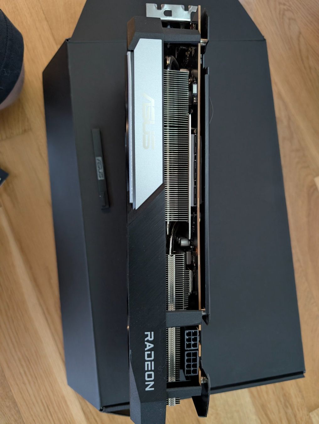 Asus Schede grafiche: ASUS Dual Radeon RX 6700 XT – Usato da Thayngen venduto da bet_2bxd 5