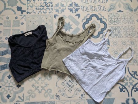 3 bauchfreie Tops