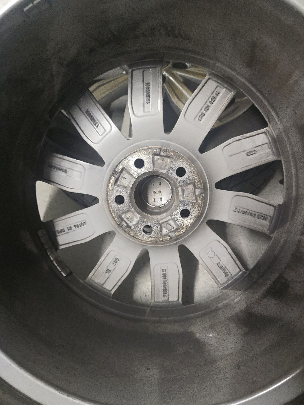 Pneumatici & Ruote complete: Felgen Audi – Usato da Menziken venduto da bilo.09. 4