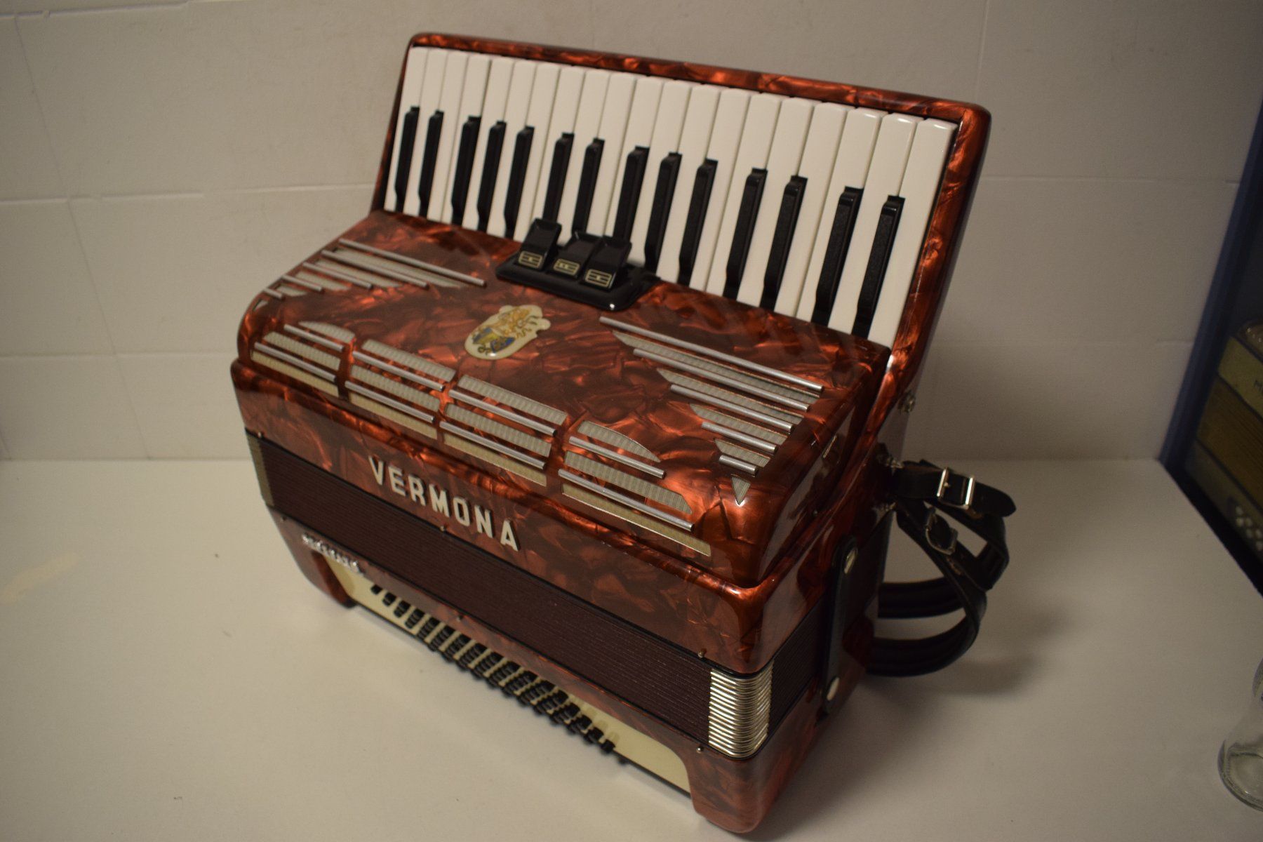 Strumenti musicali: Akkordeon chromatisch Vermona Seperato – Usato da Zürich venduto da Brockito 2