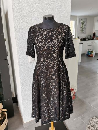 Elegantes Kleid von Phase Eight