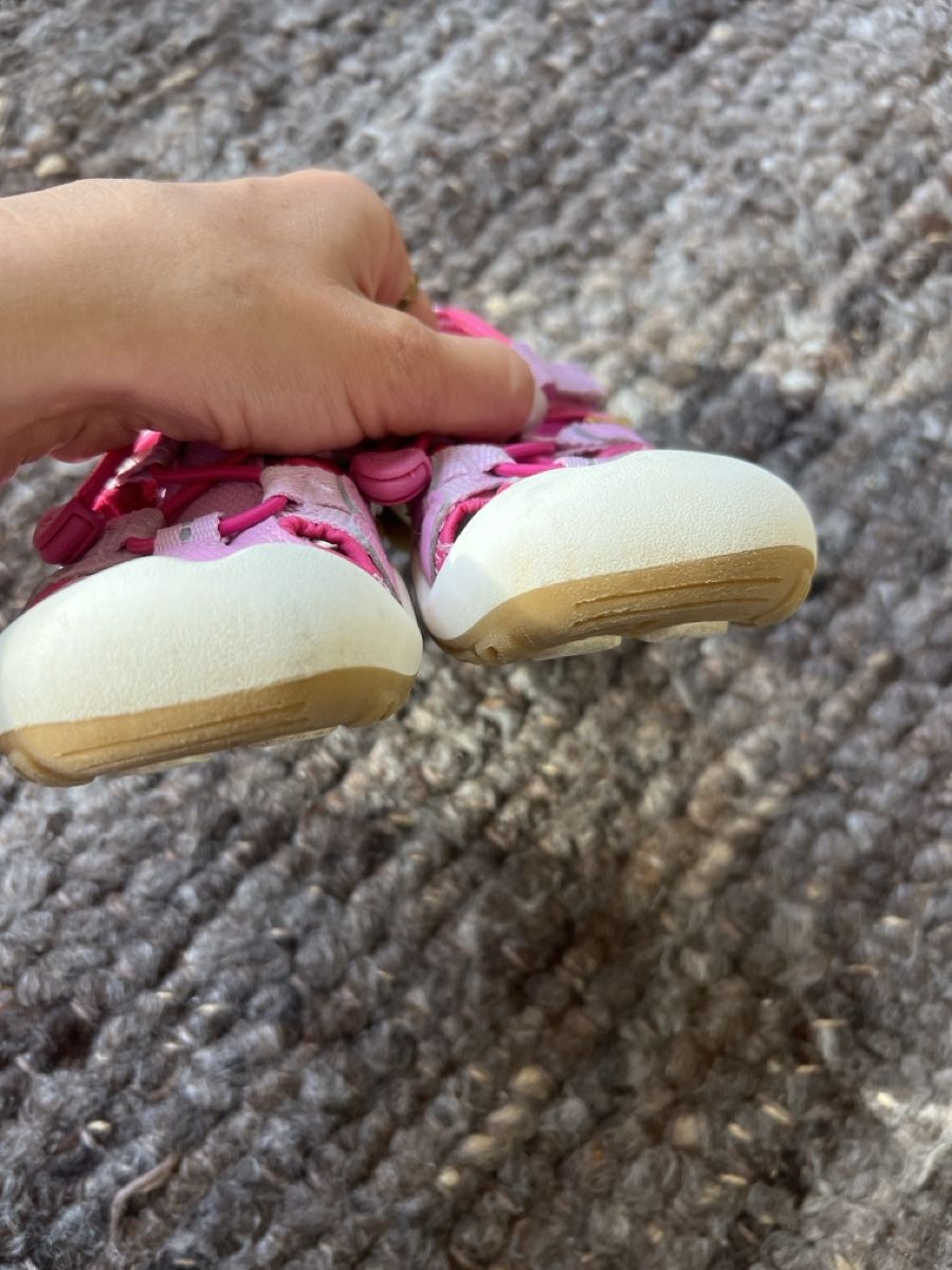 Keen Scarpe per ragazzi: Keen Kinder Trekkingsandalen Gr 29 – Usato da Winterthur venduto da LeonoraCor 2