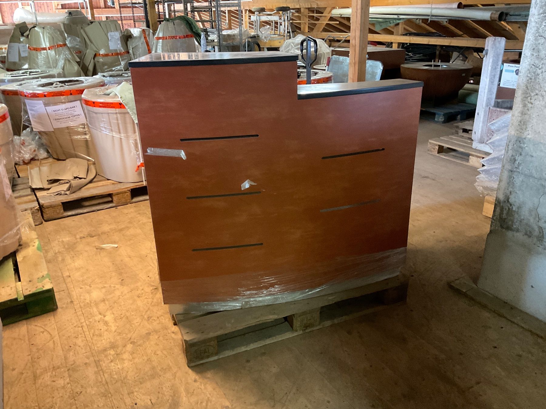 Allestimento di negozi e stand fieristici: Gebrauchte Bar / Theke – Usato da Bottmingen venduto da bj824 3