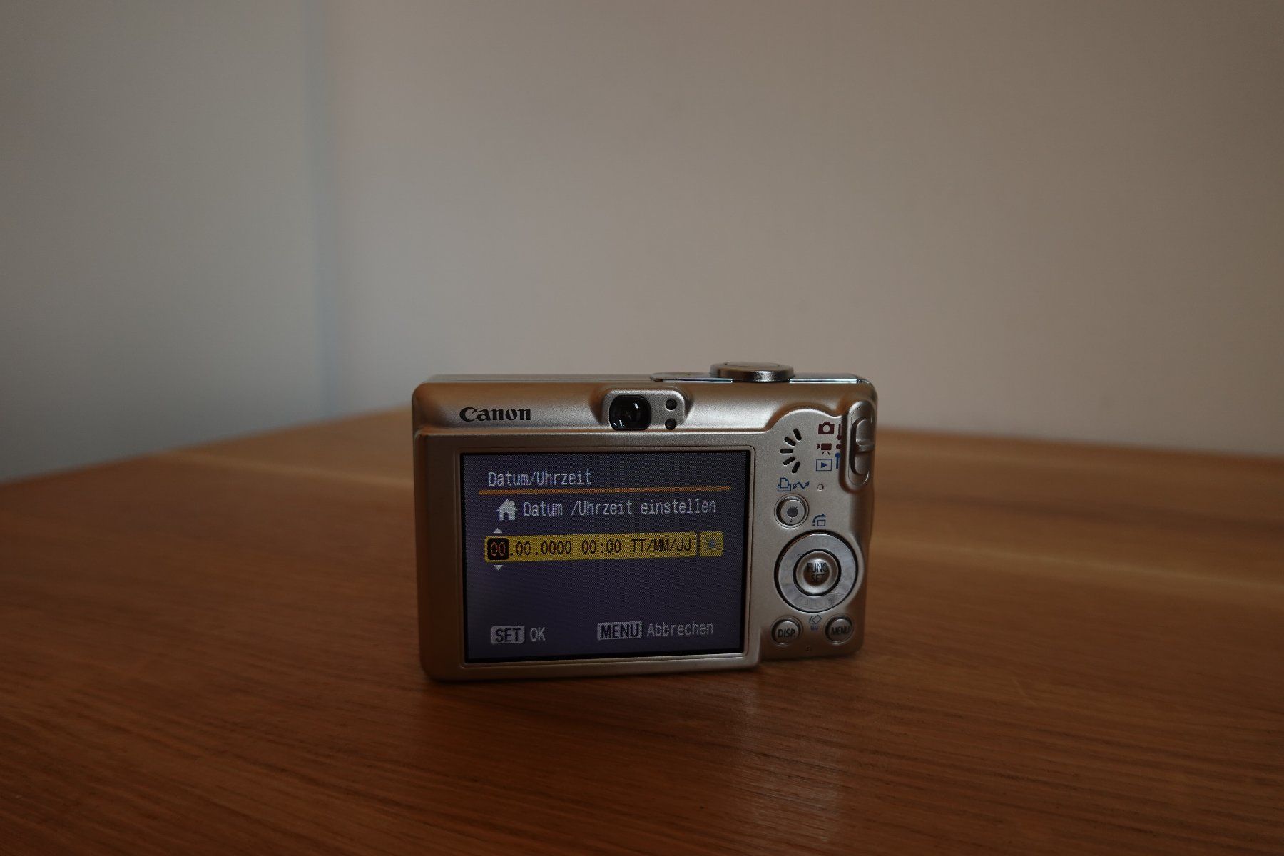 Canon Fotocamera: Canon ixus 60 - Grau – Usato da Fribourg venduto da mar_9vlt 5