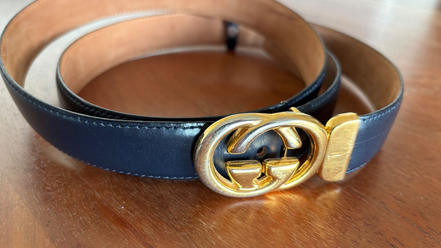 Gucci Cinture: Gucci GG Reversible Interlocking Gurt I Gold Doppelschnalle – Usato da Lengnau BE venduto da 4ConsultingSolutions 2