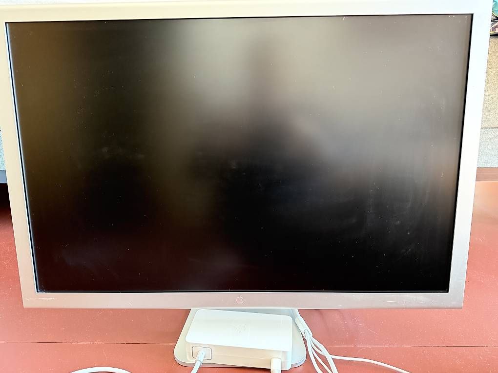 Apple Monitor: apple cinema display 30 zoll – Usato da Davos Dorf venduto da chrPrivate 2
