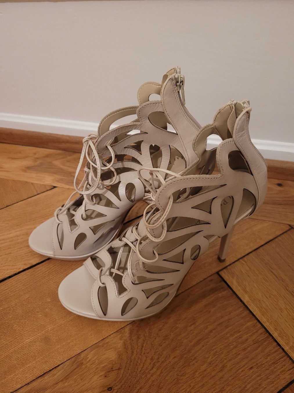 Scarpe da donna: High Heels aus Echtleder, beige – Nuovo e nell'imballaggio originale da Basel venduto da 3006B_ 1