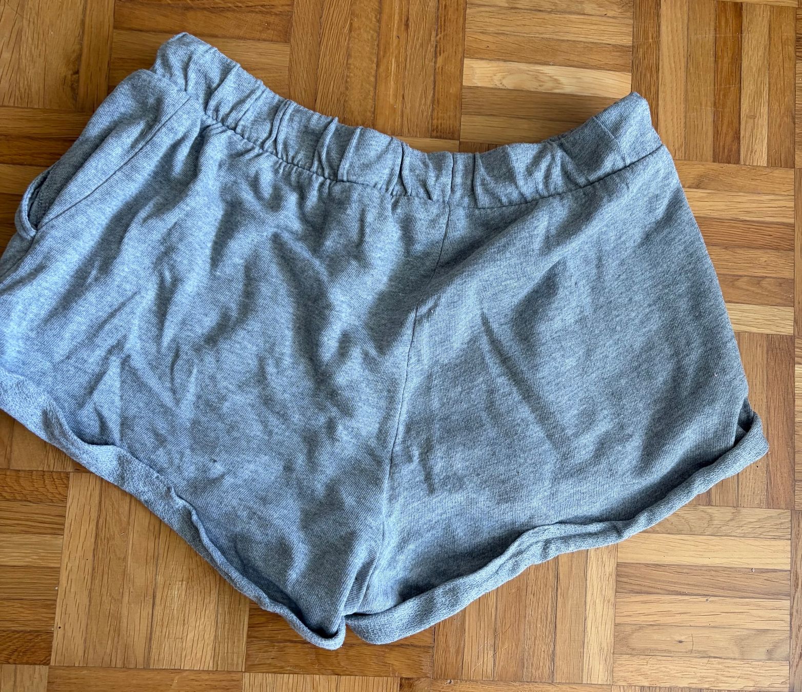 H&M Pantaloni: Damen Shorts, Gr. S – Usato da Adliswil venduto da Myxin