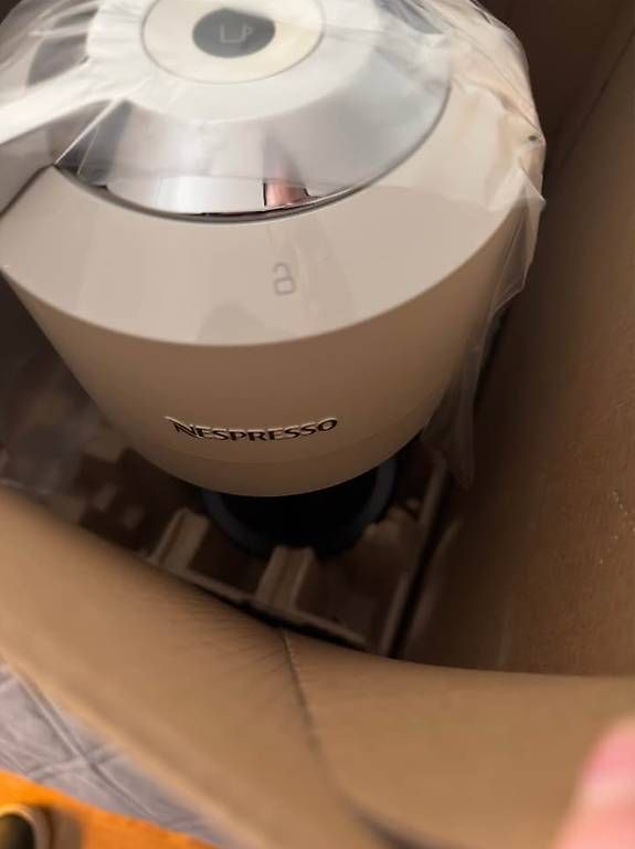 Kaffeemaschinen & Espressomaschinen: Nespresso Vertuo Next neuve  jamais utilisée – Neu und originalverpackt aus Meyrin von dianalopes 3
