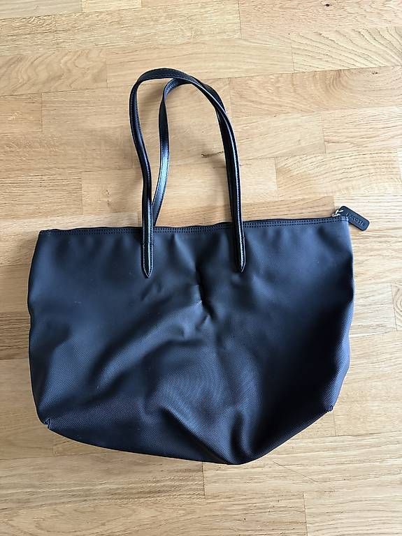 Borse da donna: Lacost Concept Tasche – Usato da Oberburg venduto da ver_hnk8 2