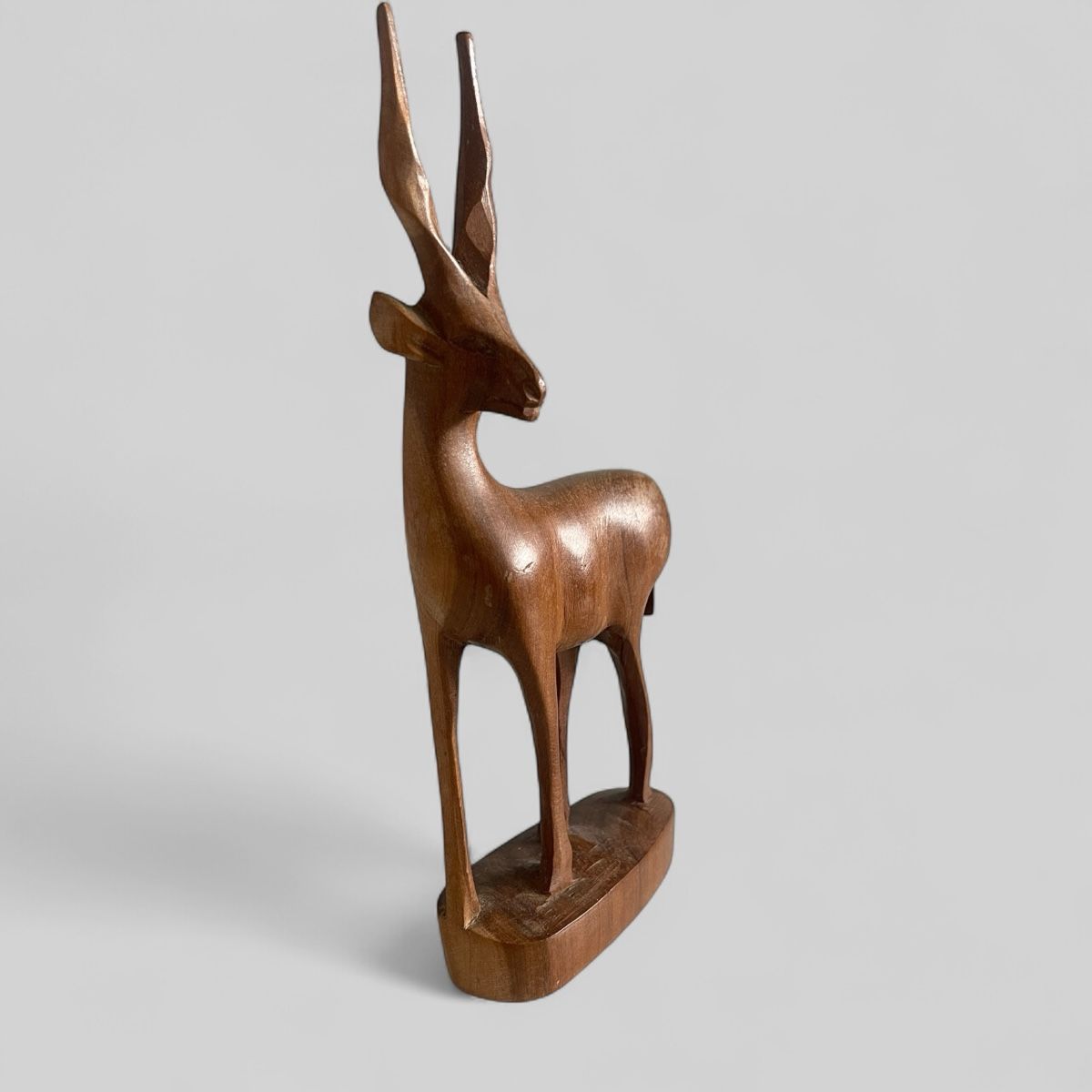 Statuette: Holzfigur Antilope handgeschnitzt Dekoobjekt Vintage – Usato da Zürich venduto da Recode.Fashion 3